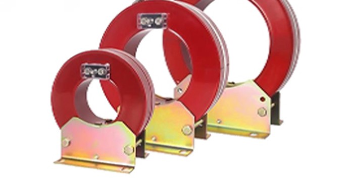 What are the advantages of protection-class current transformer?