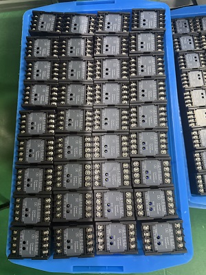 How current transmitter cope with outdoor challenges-heyi